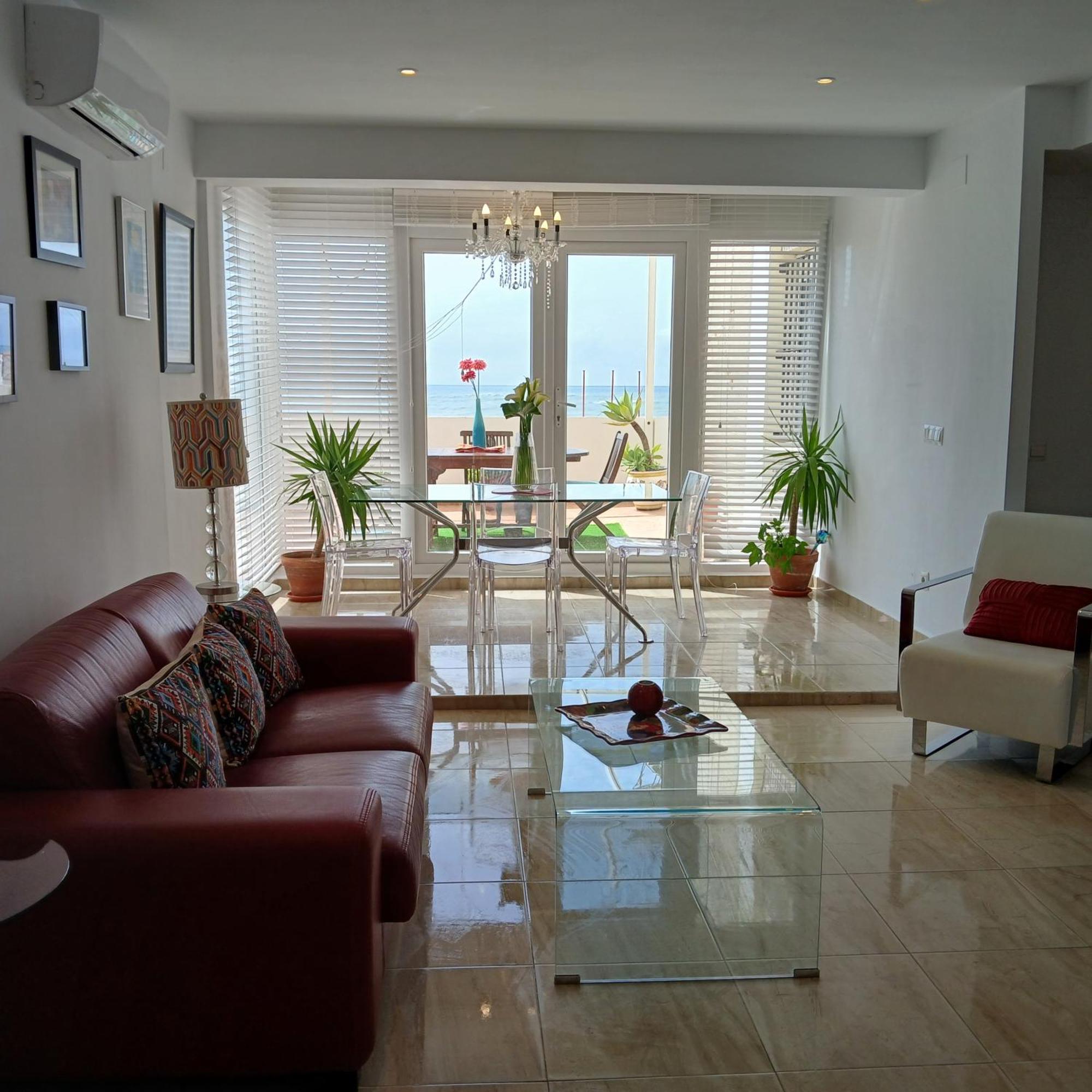 Amazing Frontal Beach Apartment #Traveller'S Awards2023 Cádiz Exterior foto