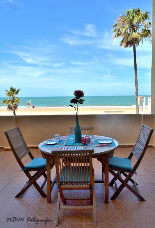 Amazing Frontal Beach Apartment #Traveller'S Awards2023 Cádiz Exterior foto